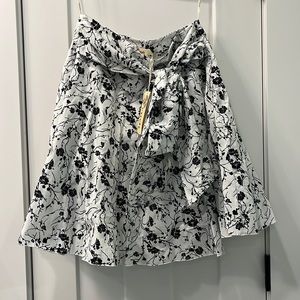 NWT Aryeh black and white floral skirt size Large